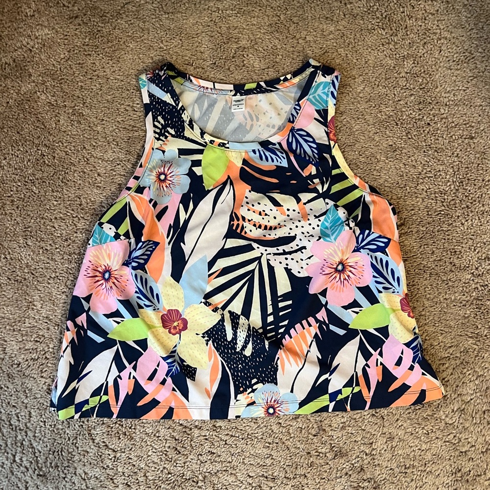 Floral Sleeveless Activewear Top - Multicolor